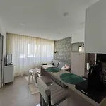 Superbe 2 Pieces, Equipe Centre De Cannes.