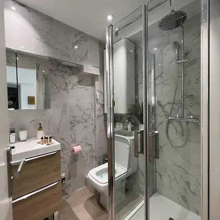 Superbe 2 Pieces, Equipe Centre De Cannes. Apartament