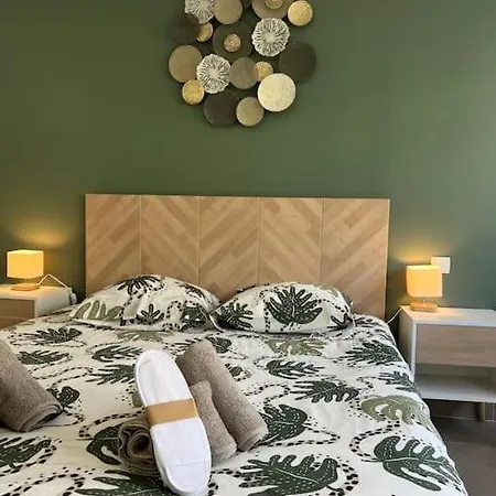 Apartament Superbe 2 Pieces, Equipe Centre De Cannes. Cannes