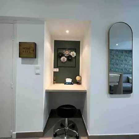 Superbe 2 Pieces, Equipe Centre De Cannes. Appartement Cannes