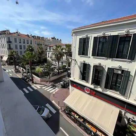 Apartament Superbe 2 Pieces, Equipe Centre De Cannes. *