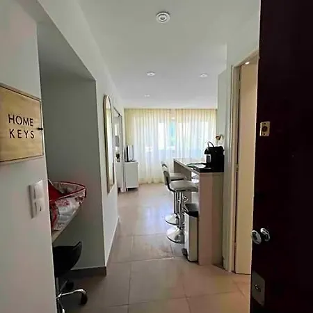 Apartament Superbe 2 Pieces, Equipe Centre De Cannes.