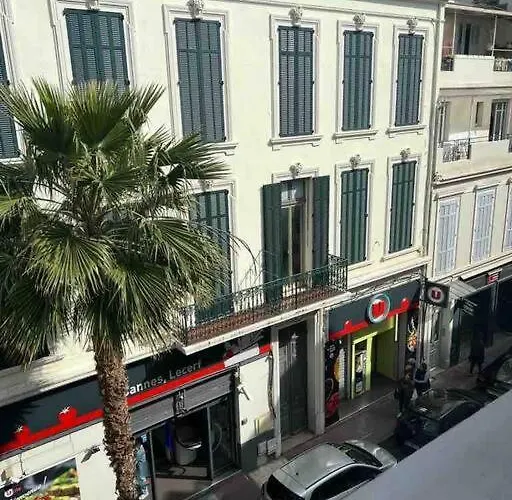 Apartment Superbe 2 Pieces, Equipe Centre De Cannes. Cannes