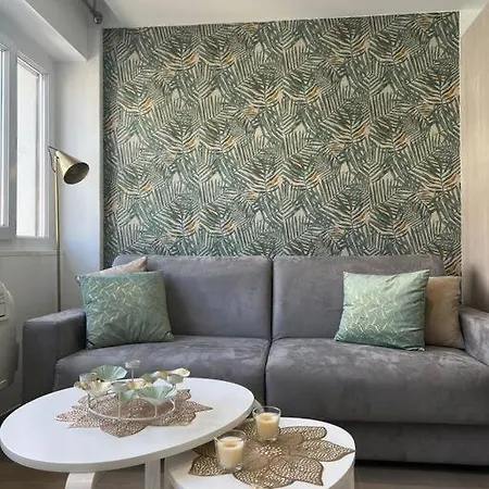 Superbe 2 Pieces, Equipe Centre De Cannes. * Канны